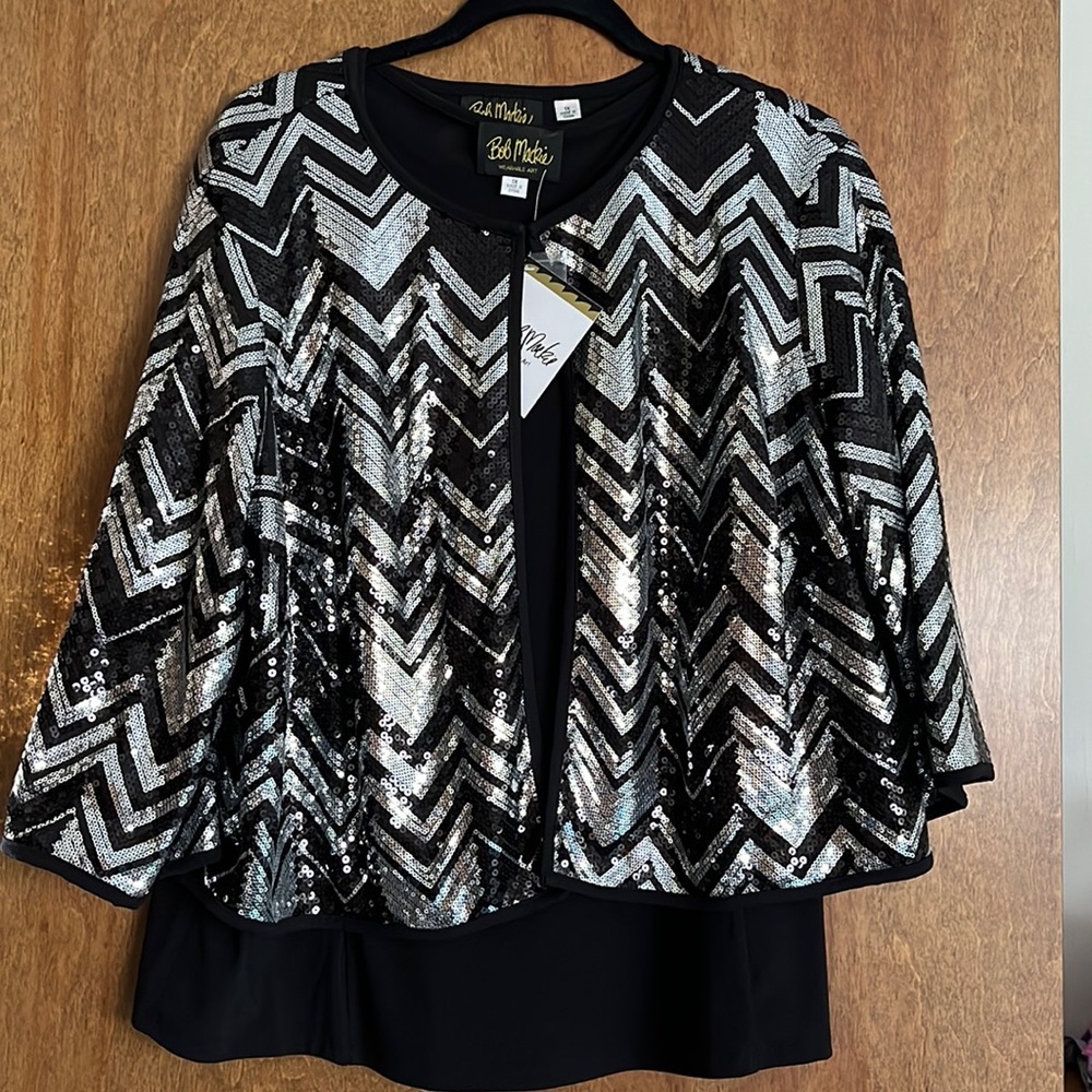 3/4 sleeve jacket and matching top in size 1X never worn